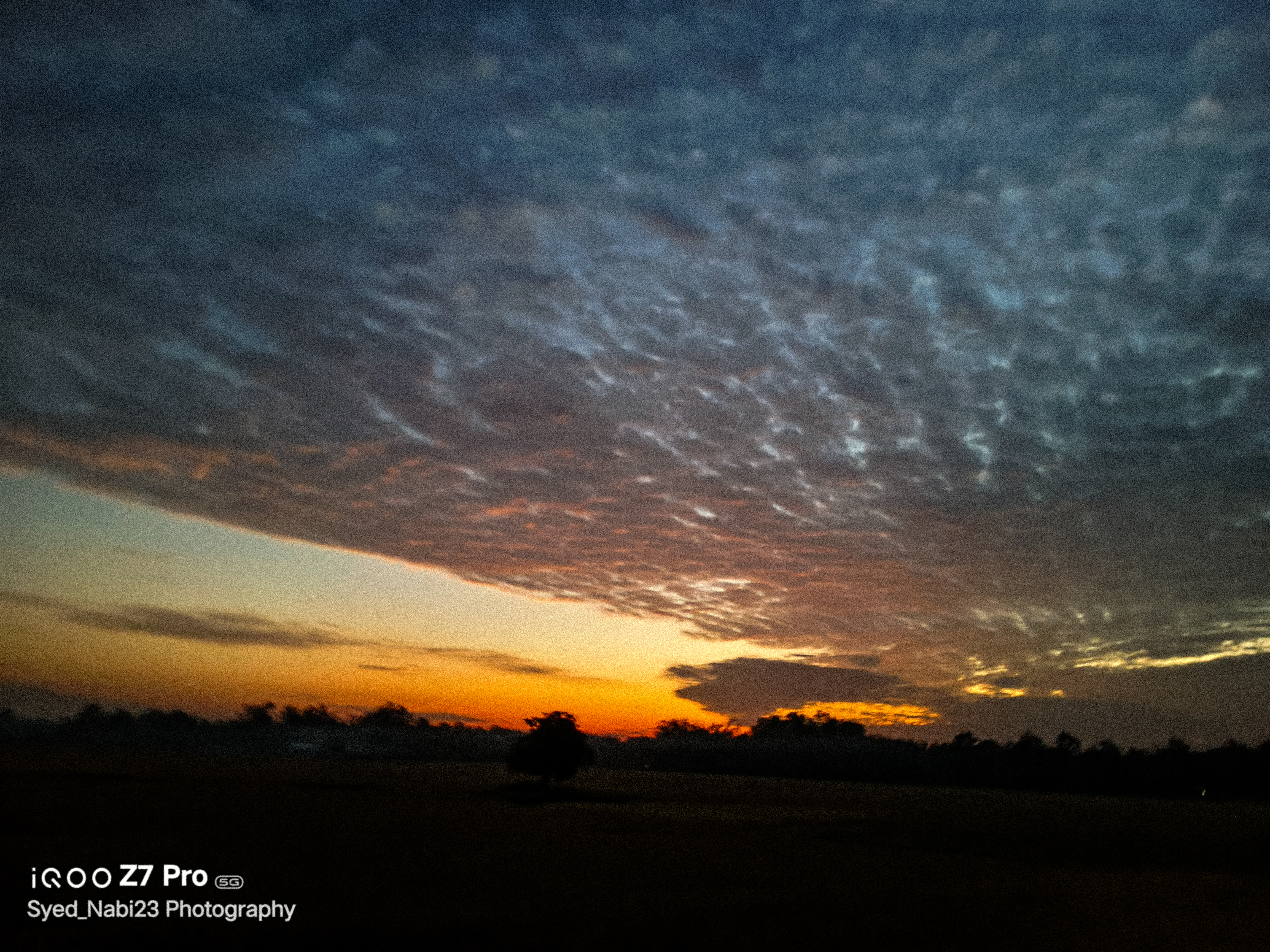 Evening Sky II Volcano 🌋