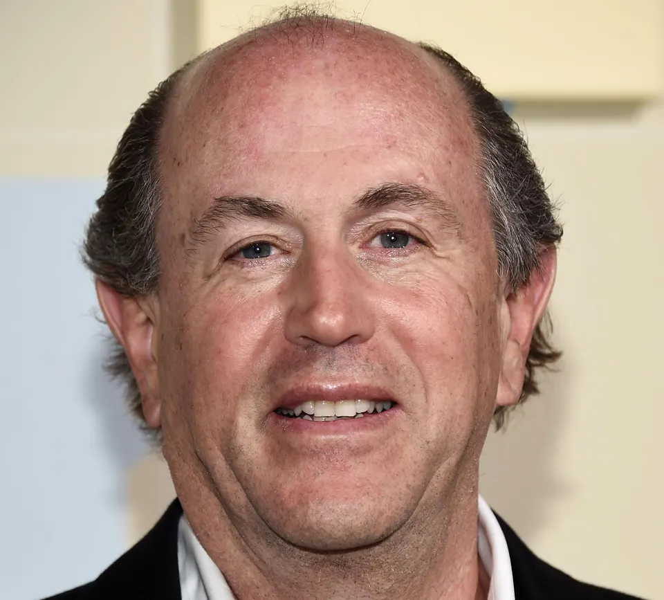 🎬 John Davis — The Relentless Dreamer Behind Hollywood’s Biggest Hits 🌟🎥