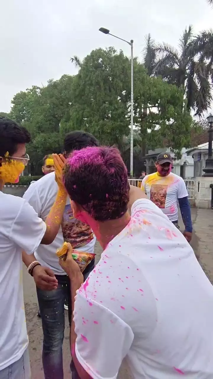 Post video cover image