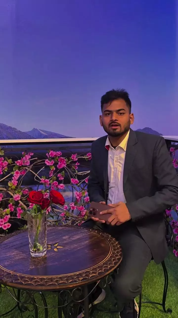 Post video cover image