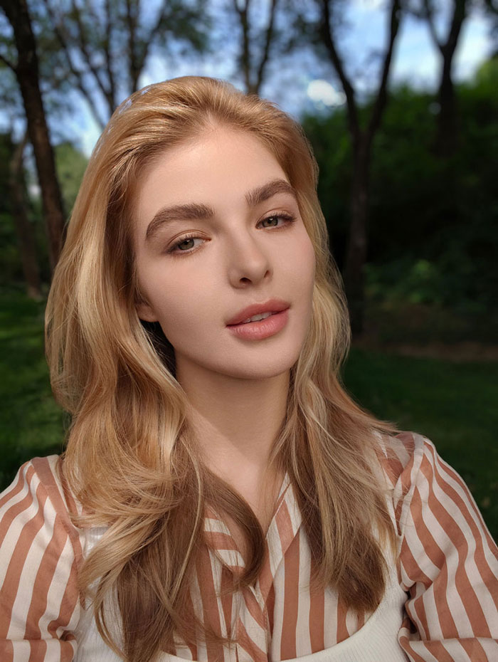 photo sample by vivo V40 Pro with AI facial contouring technology