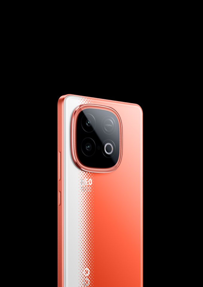 vivo iqooz10turbox 5G with 1050 nits High Brightness Display