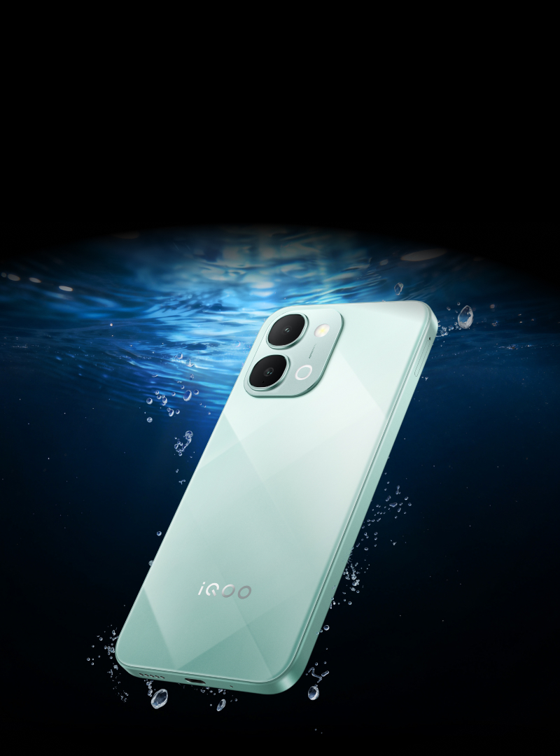 vivo iqooz11x featuring IP69 & IP69 & IP69+ waterproof and dustproof protection and SGS 5-Star rating